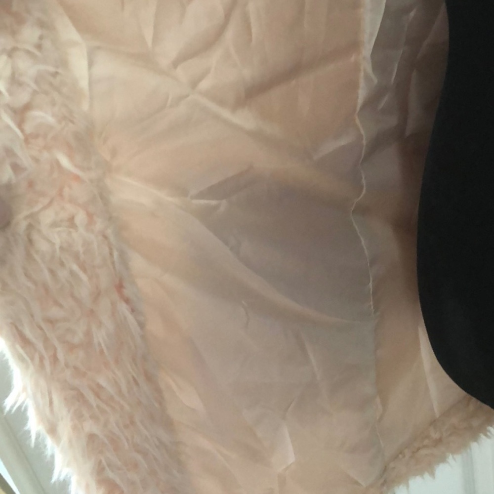 Open front blush faux fur teddy coat - Picture 7 of 8